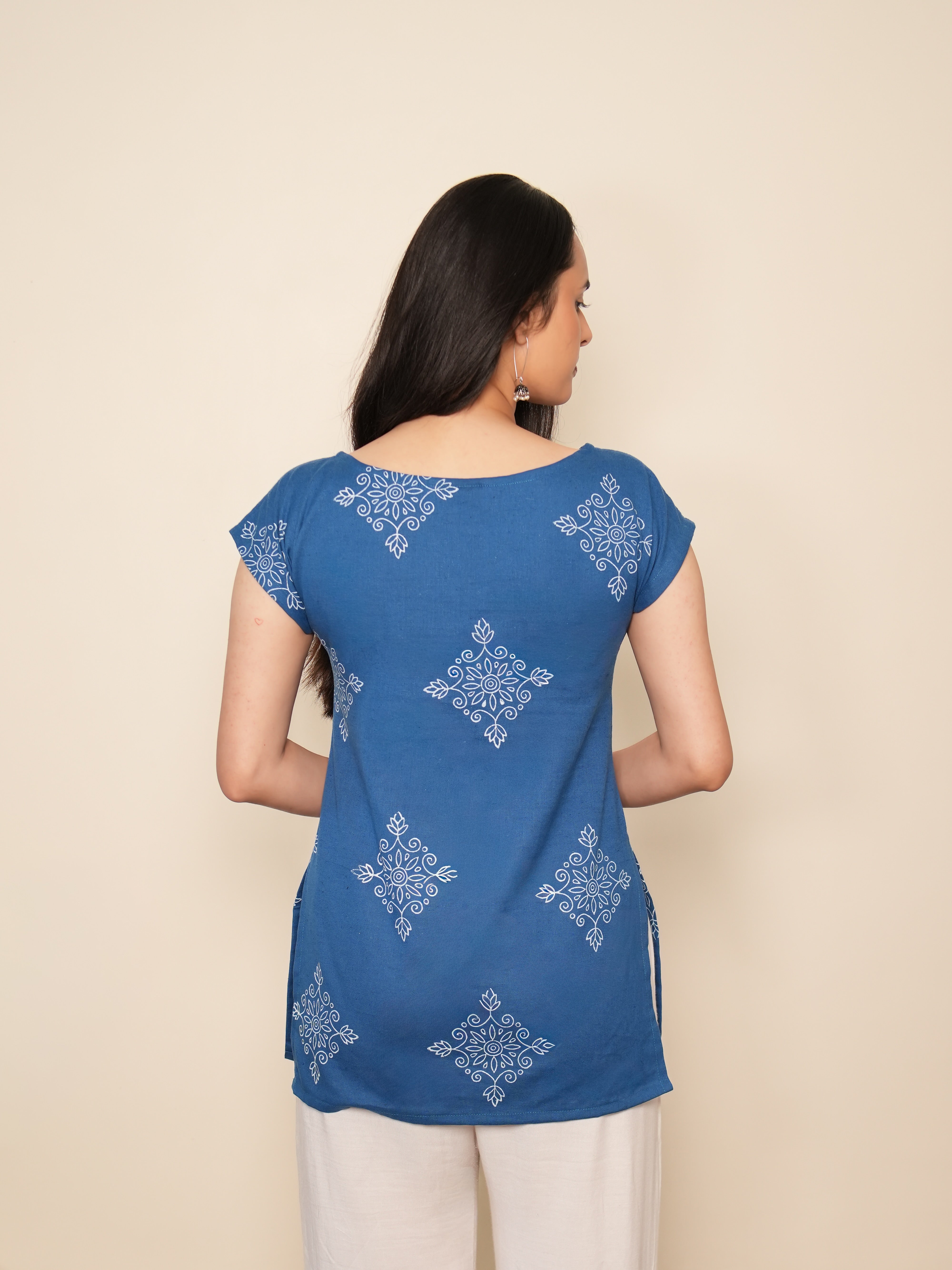 Lolo Short Kurti